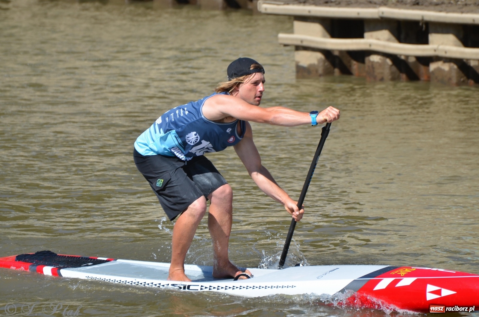 Zdjęcie w galerii na portalu naszraciborz.pl: ODRA SUP CUP - regaty na desce w Raciborzu  wiadomości z regionu