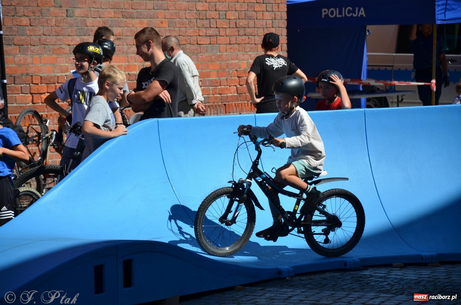 Zdjęcie w galerii na portalu naszraciborz.pl: Racibórz kocha rower. Druga edycja  wiadomości z regionu