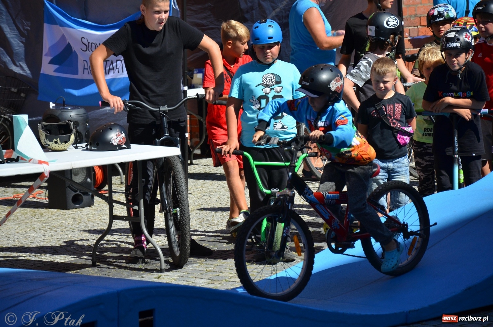 Zdjęcie w galerii na portalu naszraciborz.pl: Racibórz kocha rower. Druga edycja  wiadomości z regionu