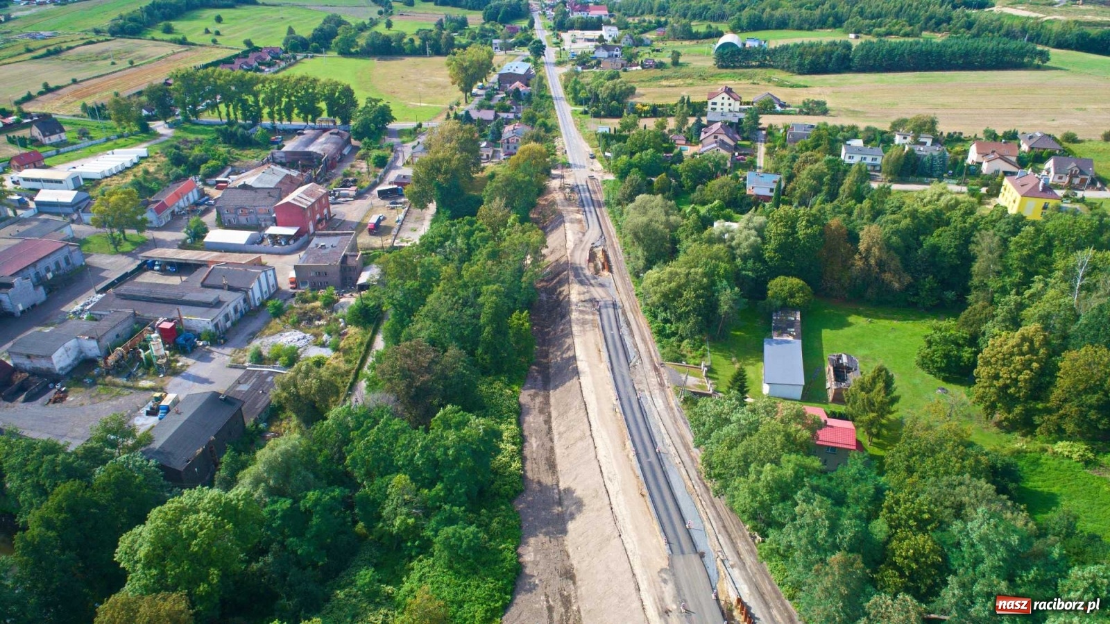 Zdjęcie w galerii na portalu naszraciborz.pl: Raport z przebudowy DW 935 Racibórz-Kornowac-Rzuchów [FOTO]  wiadomości z regionu