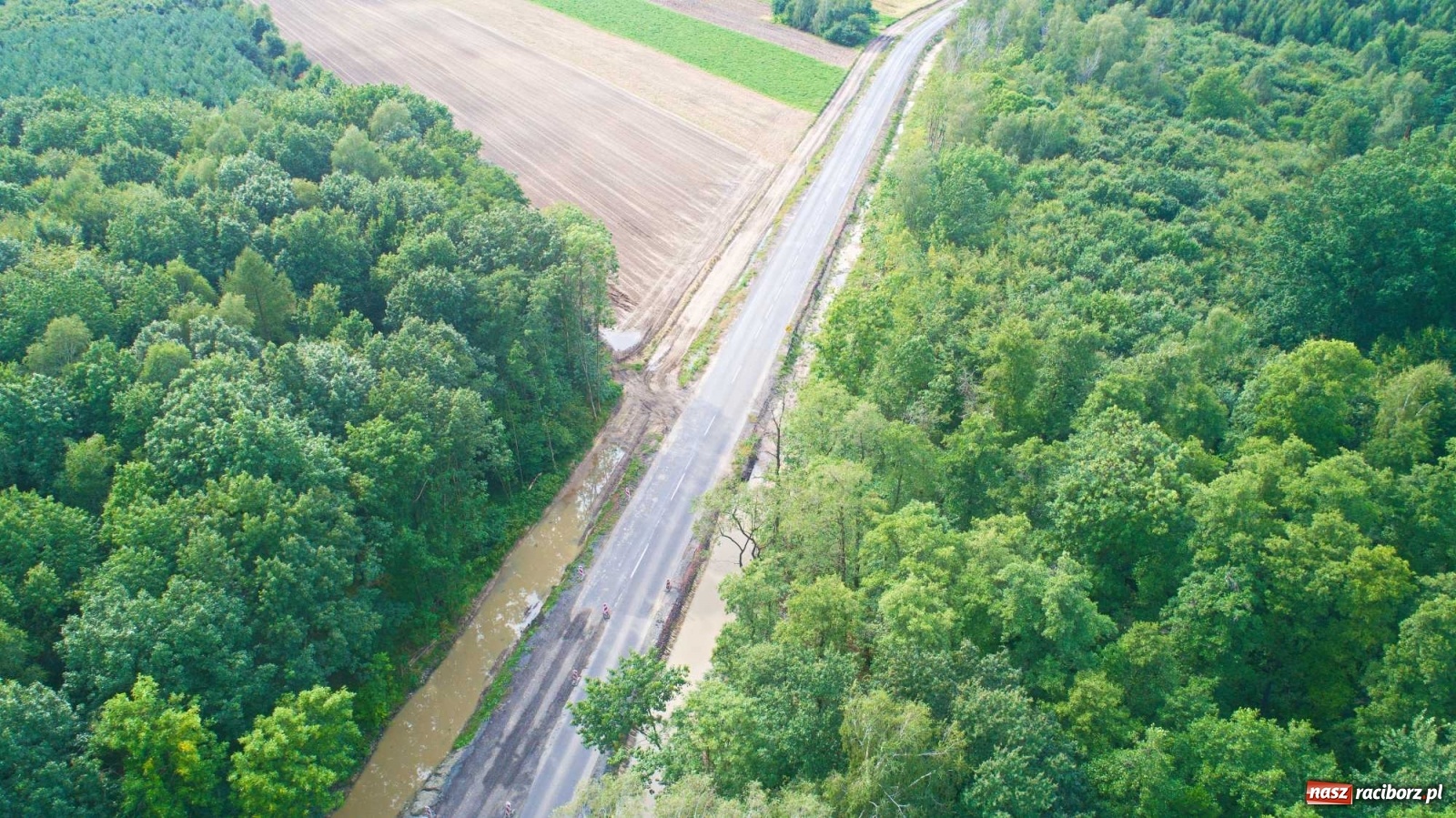Zdjęcie w galerii na portalu naszraciborz.pl: Raport z przebudowy DW 935 Racibórz-Kornowac-Rzuchów [FOTO]  wiadomości z regionu