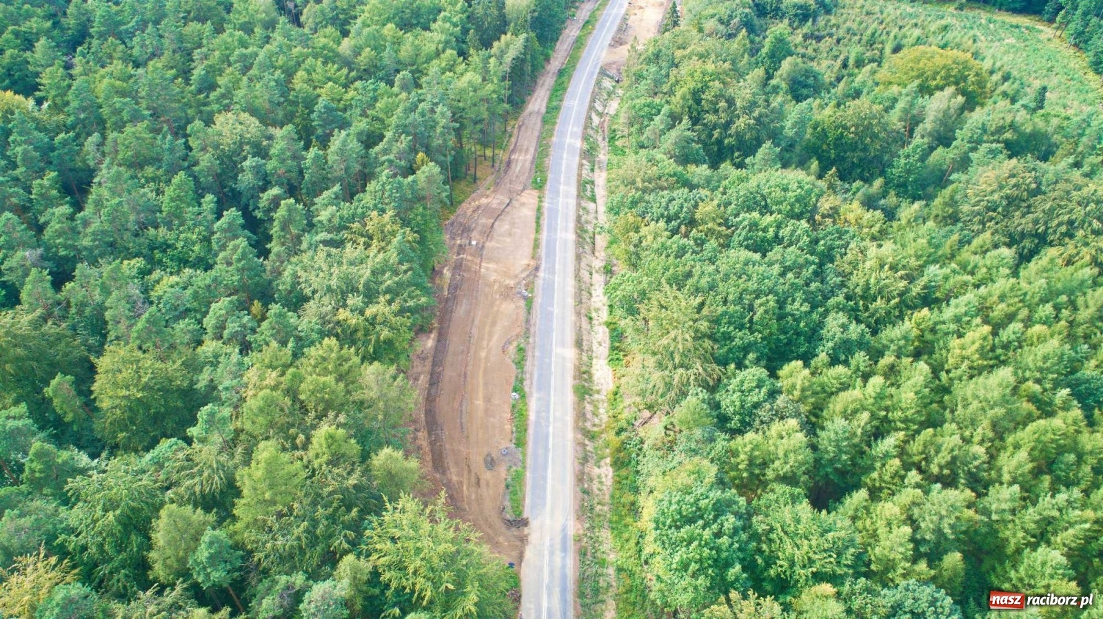 Zdjęcie w galerii na portalu naszraciborz.pl: Raport z przebudowy DW 935 Racibórz-Kornowac-Rzuchów [FOTO]  wiadomości z regionu