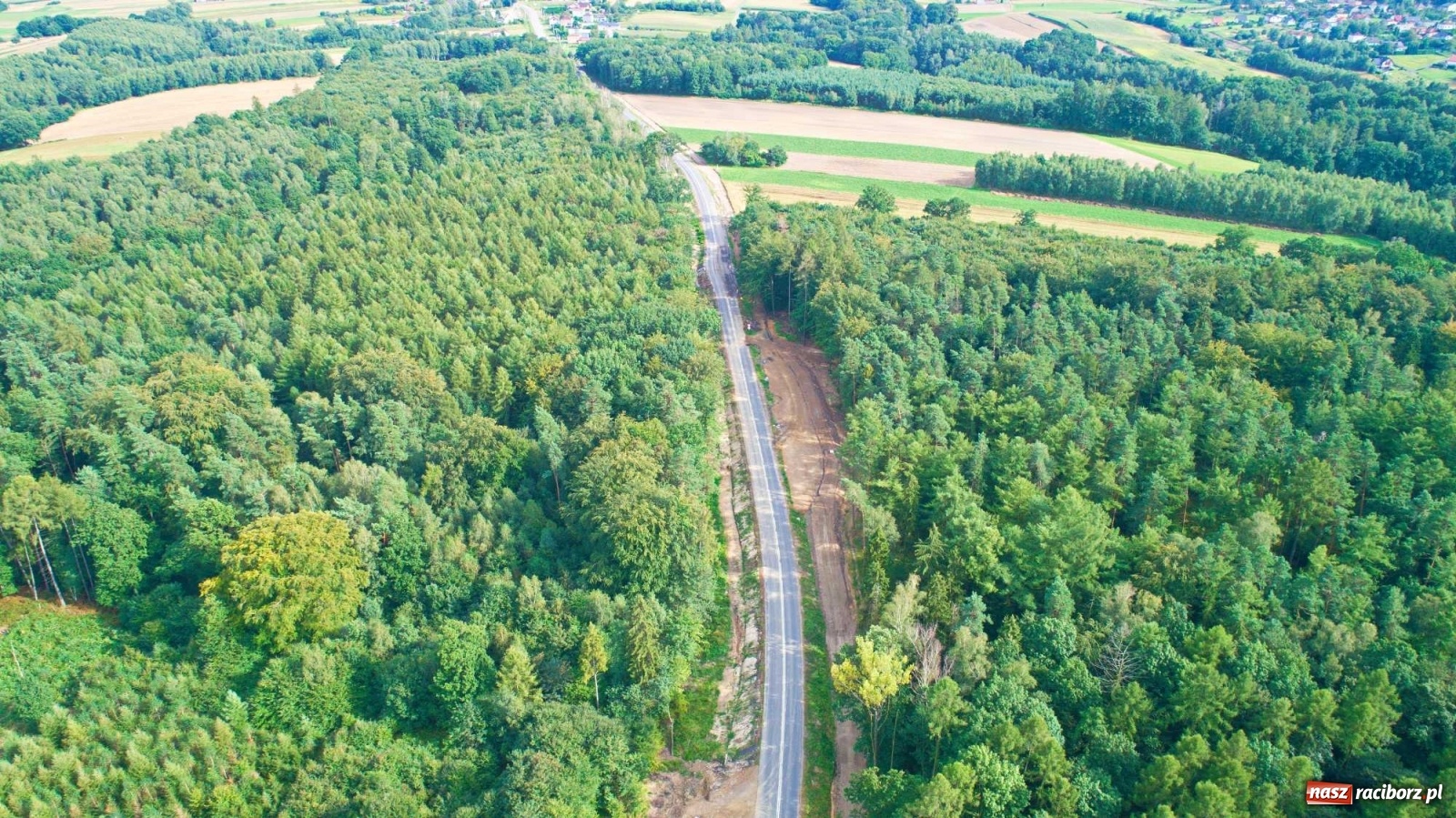 Zdjęcie w galerii na portalu naszraciborz.pl: Raport z przebudowy DW 935 Racibórz-Kornowac-Rzuchów [FOTO]  wiadomości z regionu