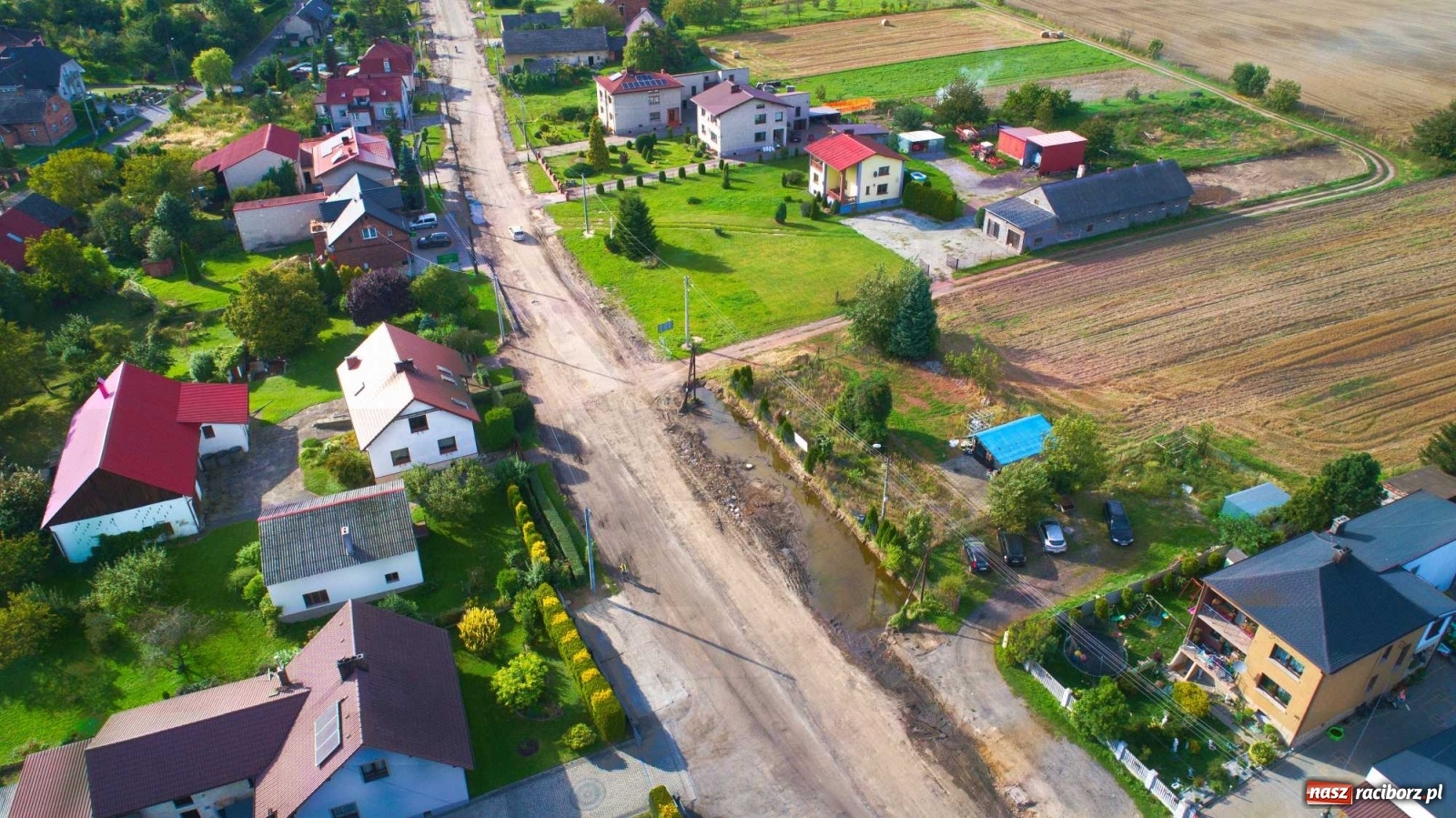 Zdjęcie w galerii na portalu naszraciborz.pl: Raport z przebudowy DW 935 Racibórz-Kornowac-Rzuchów [FOTO]  wiadomości z regionu