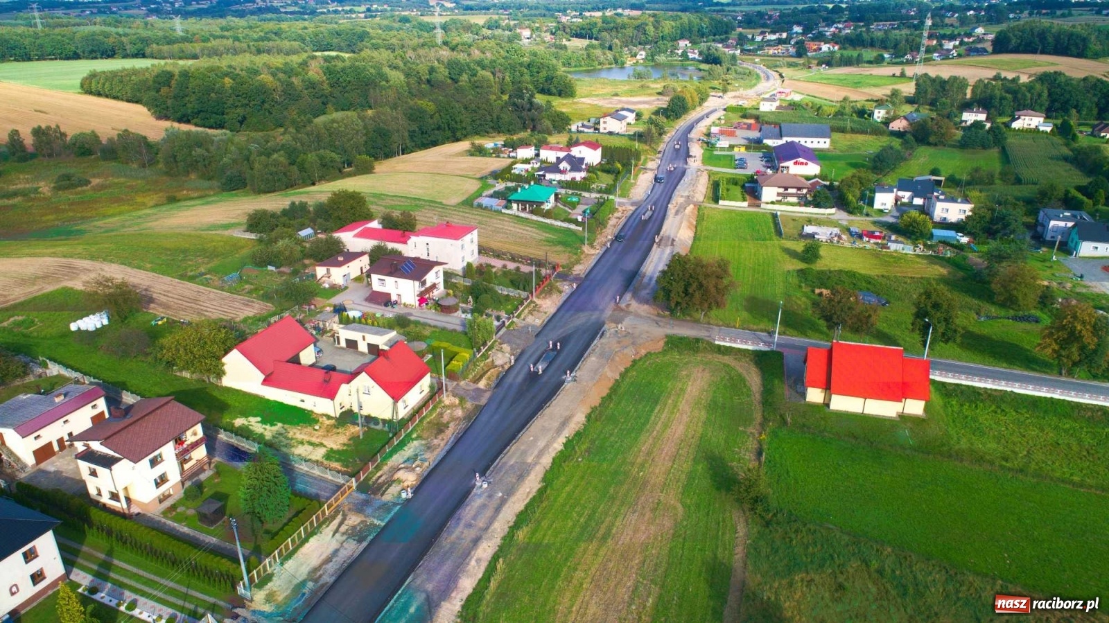 Zdjęcie w galerii na portalu naszraciborz.pl: Raport z przebudowy DW 935 Racibórz-Kornowac-Rzuchów [FOTO]  wiadomości z regionu
