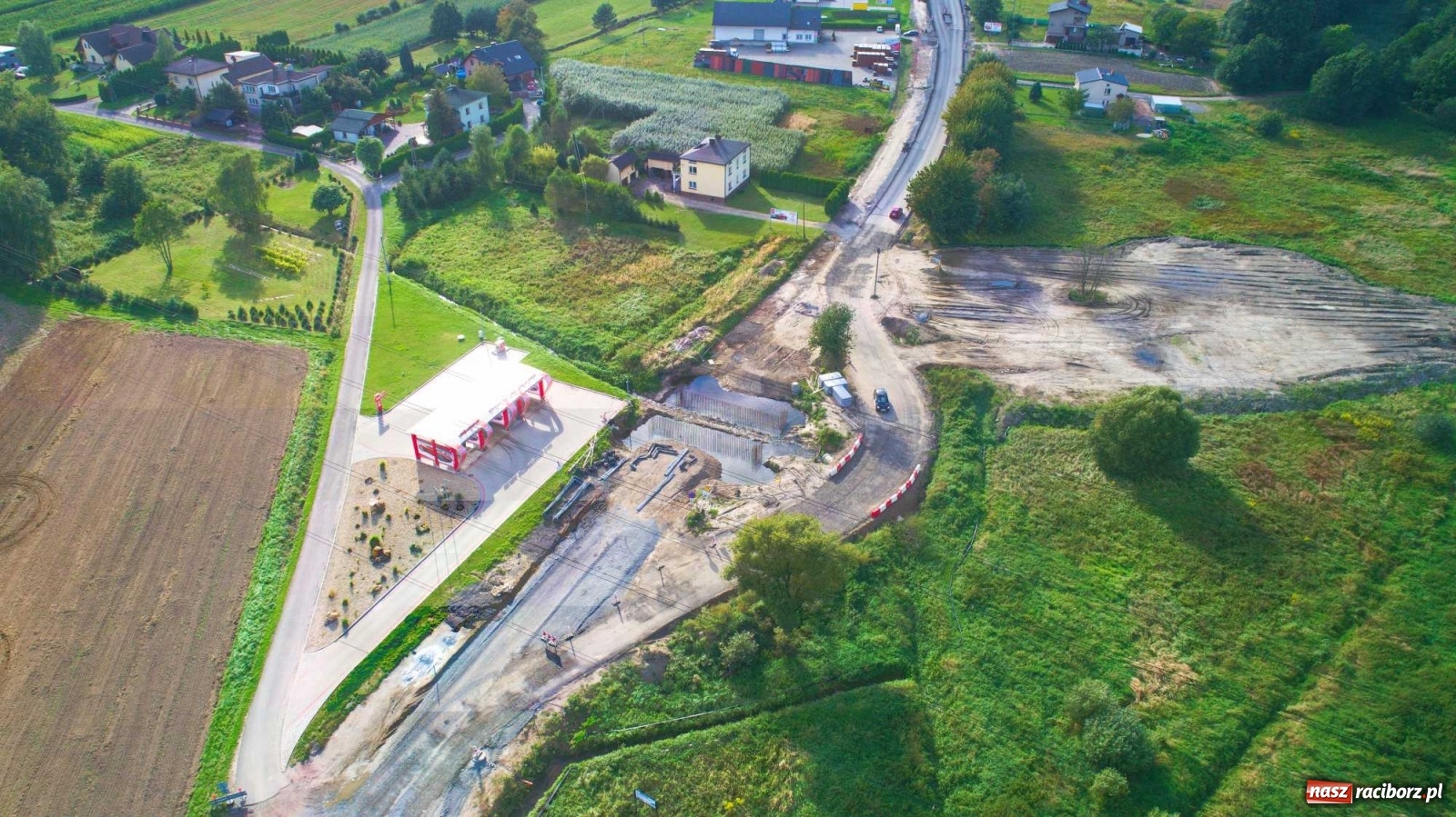 Zdjęcie w galerii na portalu naszraciborz.pl: Raport z przebudowy DW 935 Racibórz-Kornowac-Rzuchów [FOTO]  wiadomości z regionu