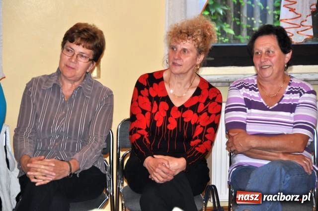 Zdjęcie w galerii na portalu naszraciborz.pl: Kiszenie kapusty w Tworkowie wiadomości z regionu