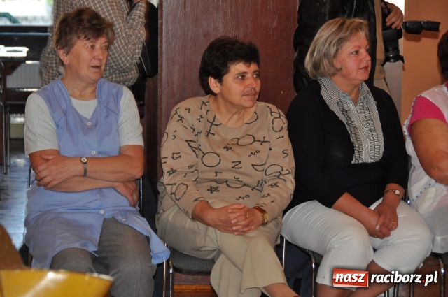 Zdjęcie w galerii na portalu naszraciborz.pl: Kiszenie kapusty w Tworkowie wiadomości z regionu