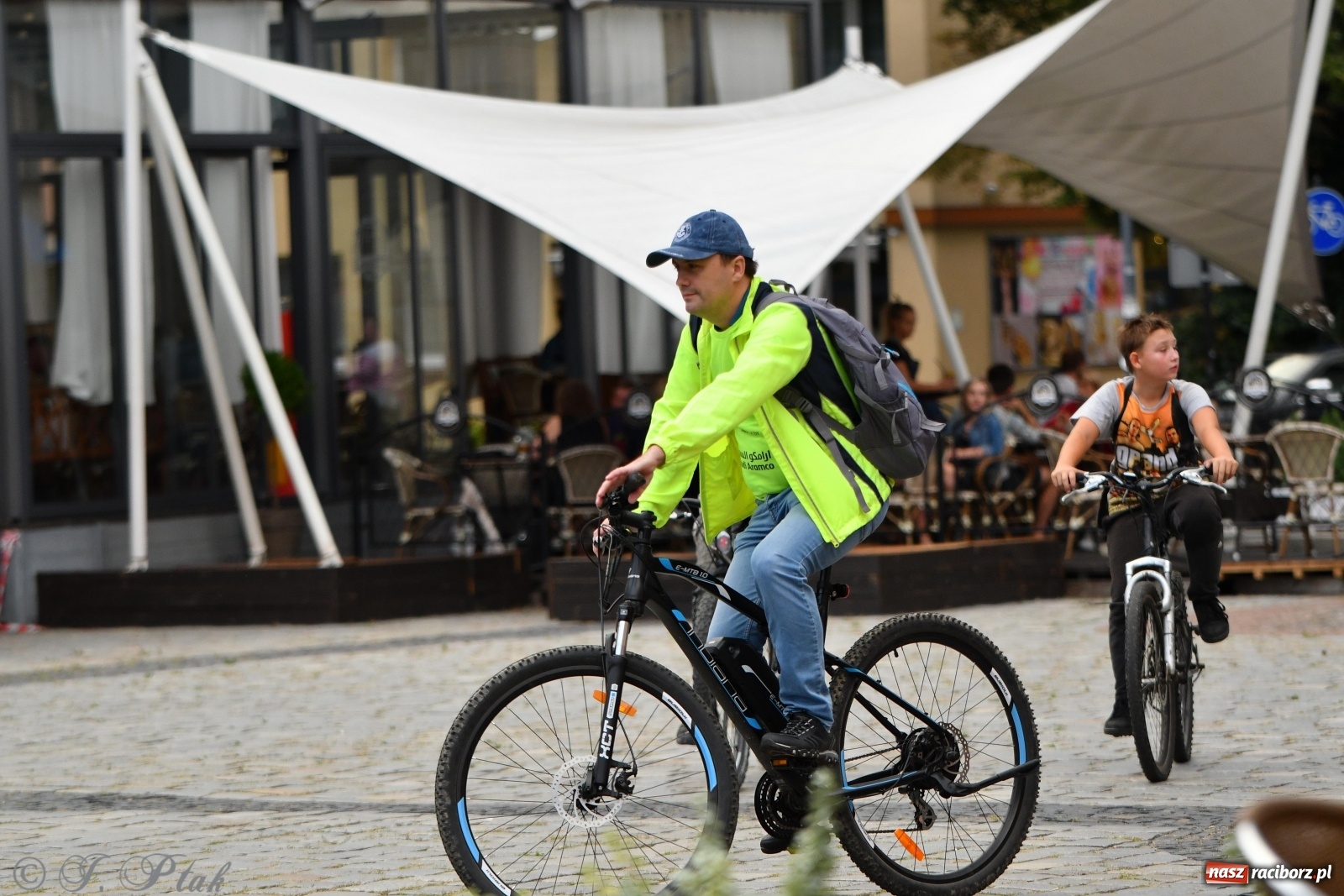 Zdjęcie w galerii na portalu naszraciborz.pl: Czwarta rekordowa Raciborska Nocka Rowerowa [FOTO]  wiadomości z regionu