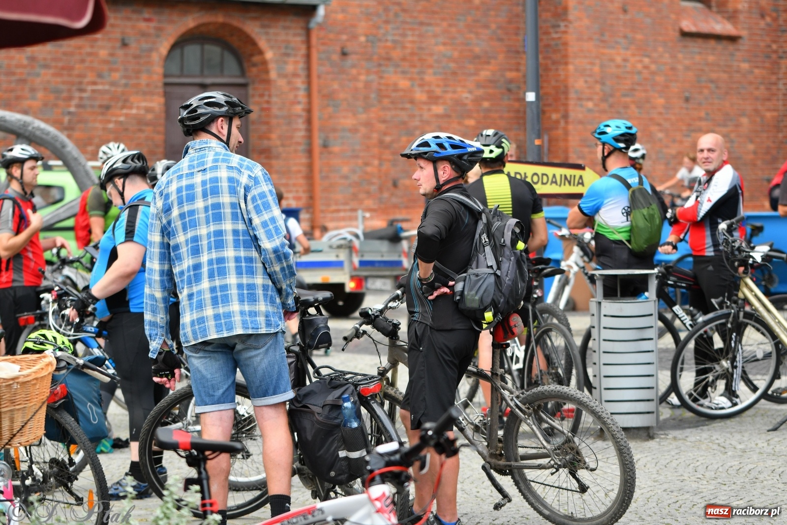 Zdjęcie w galerii na portalu naszraciborz.pl: Czwarta rekordowa Raciborska Nocka Rowerowa [FOTO]  wiadomości z regionu