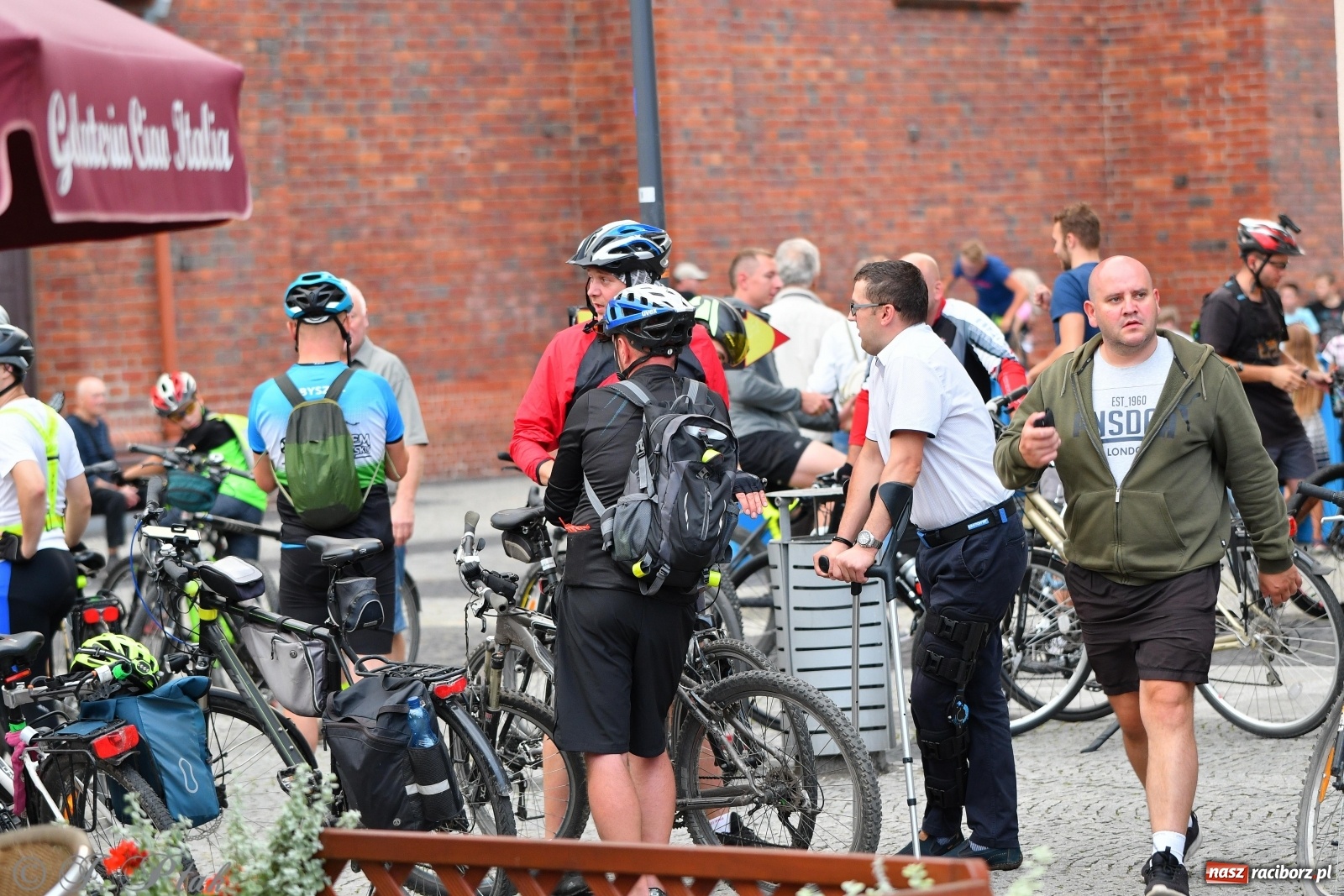 Zdjęcie w galerii na portalu naszraciborz.pl: Czwarta rekordowa Raciborska Nocka Rowerowa [FOTO]  wiadomości z regionu