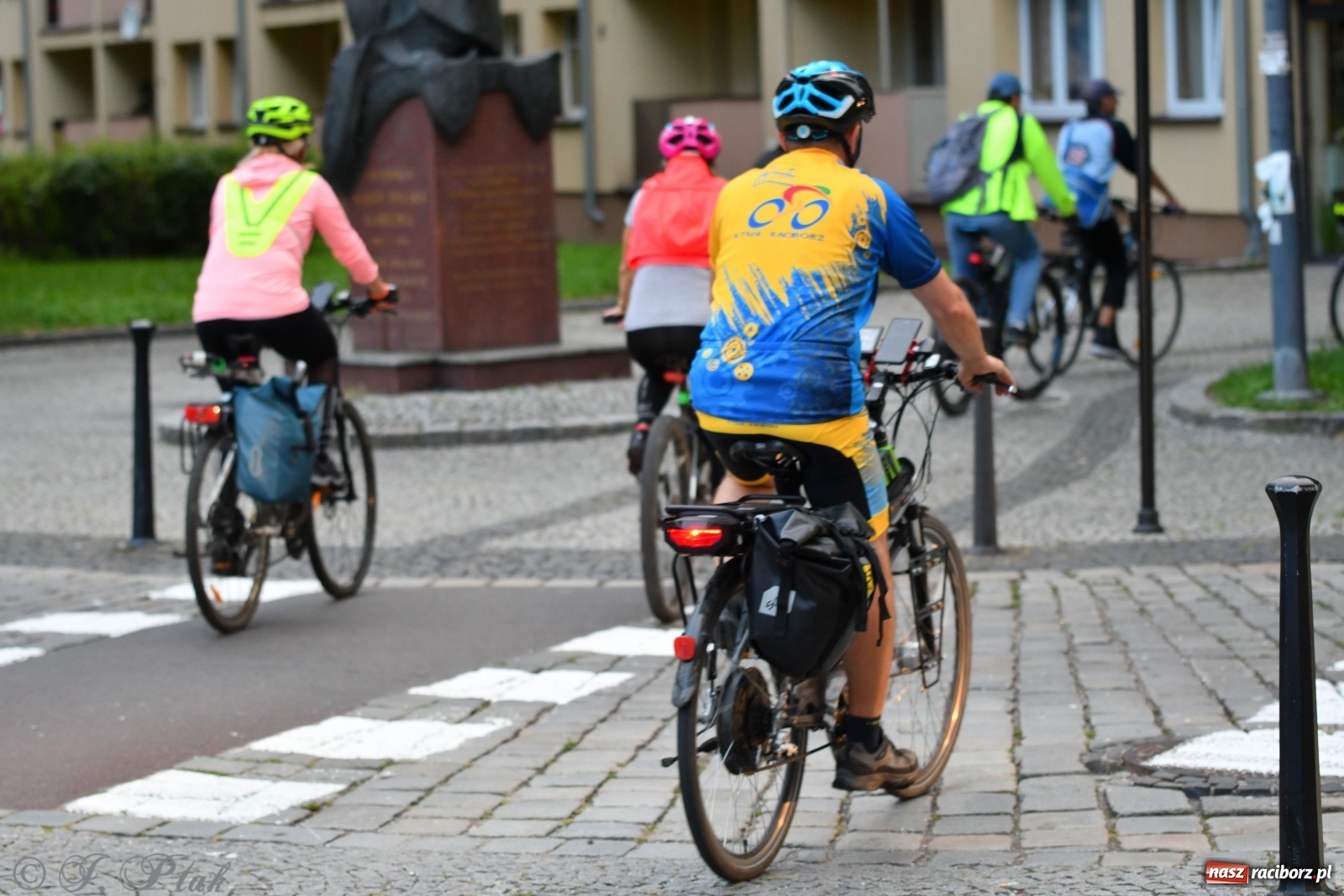 Zdjęcie w galerii na portalu naszraciborz.pl: Czwarta rekordowa Raciborska Nocka Rowerowa [FOTO]  wiadomości z regionu