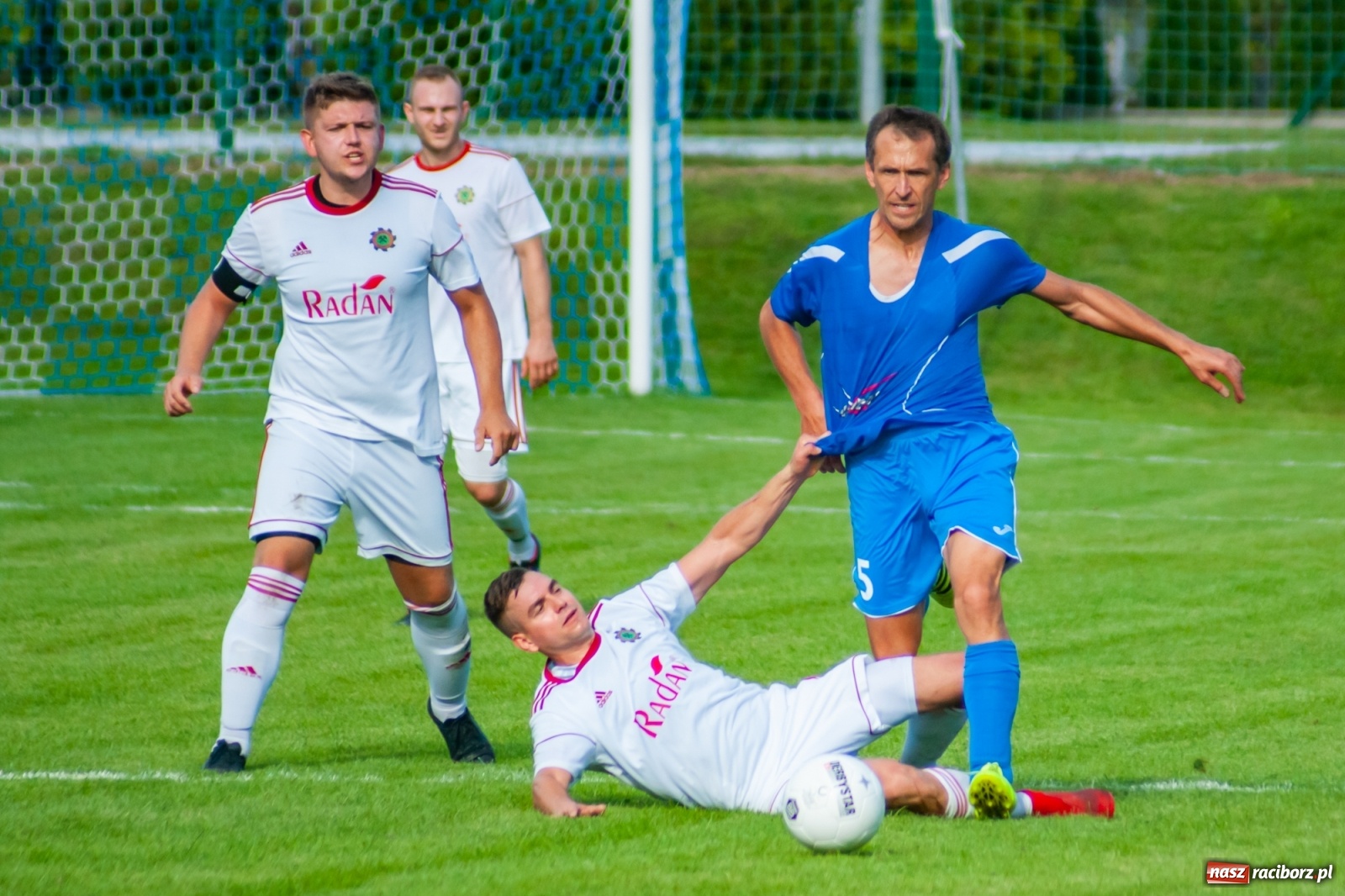 Zdjęcie w galerii na portalu naszraciborz.pl: A klasa. Totalna demolka w Chałupkach [FOTO i WIDEO] wiadomości z regionu