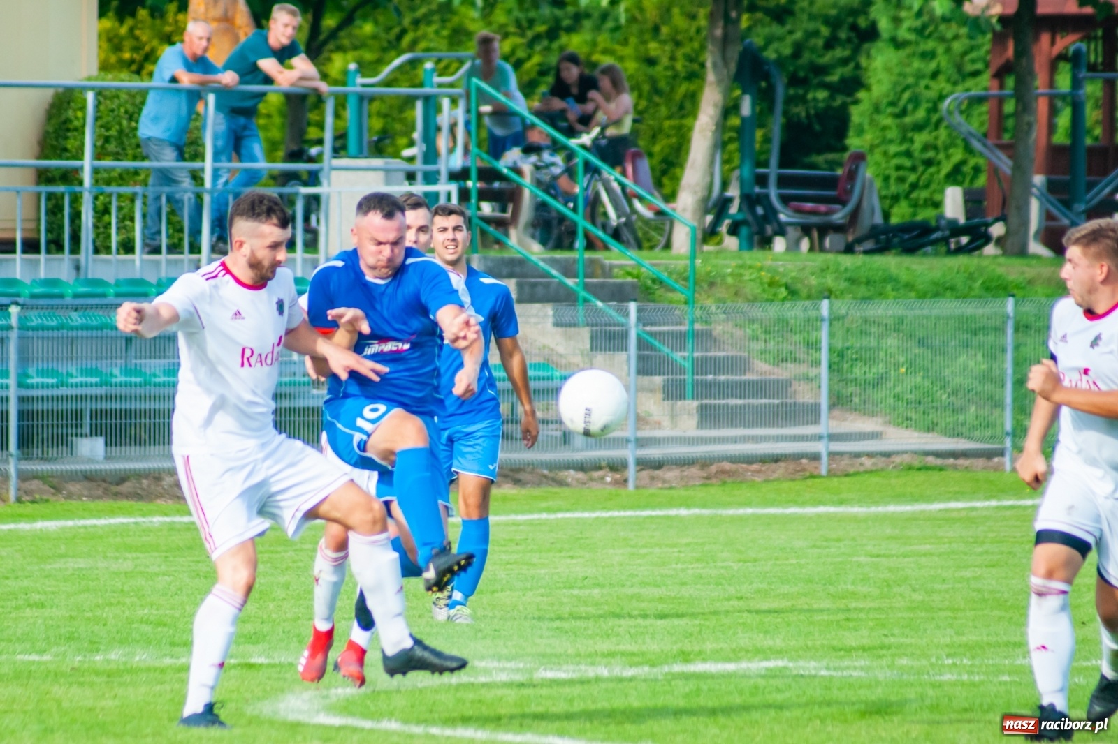 Zdjęcie w galerii na portalu naszraciborz.pl: A klasa. Totalna demolka w Chałupkach [FOTO i WIDEO] wiadomości z regionu