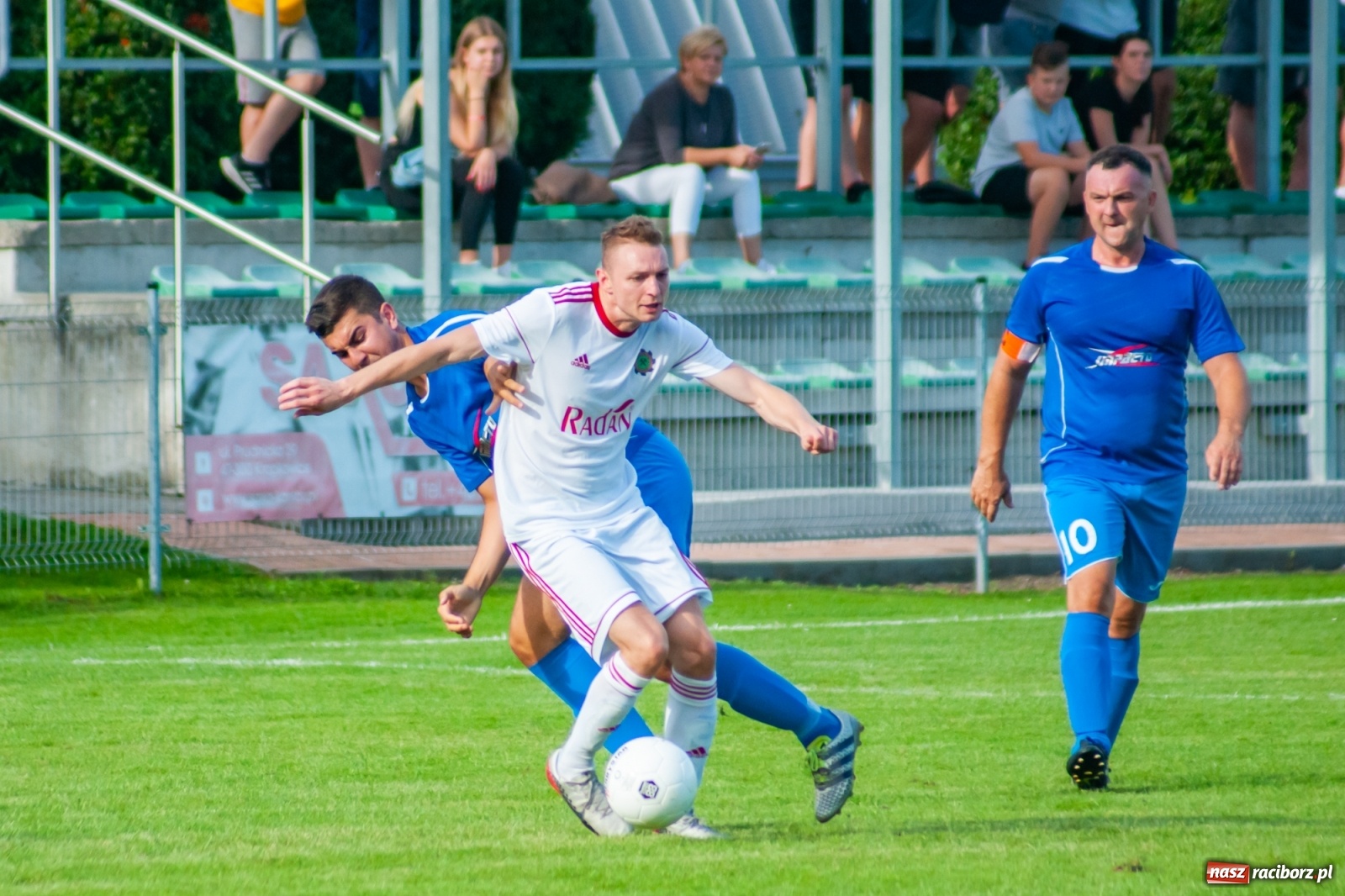 Zdjęcie w galerii na portalu naszraciborz.pl: A klasa. Totalna demolka w Chałupkach [FOTO i WIDEO] wiadomości z regionu