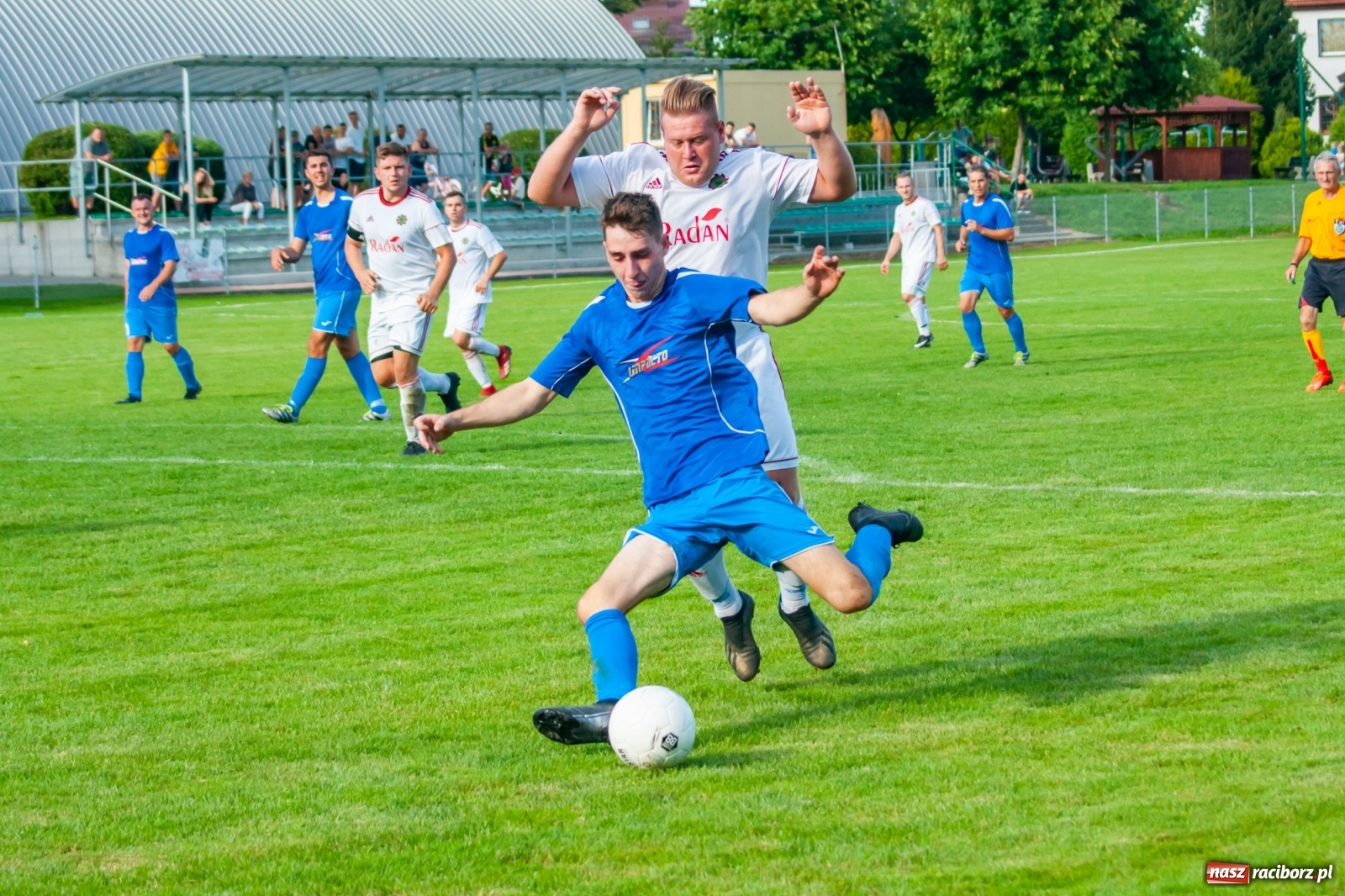 Zdjęcie w galerii na portalu naszraciborz.pl: A klasa. Totalna demolka w Chałupkach [FOTO i WIDEO] wiadomości z regionu