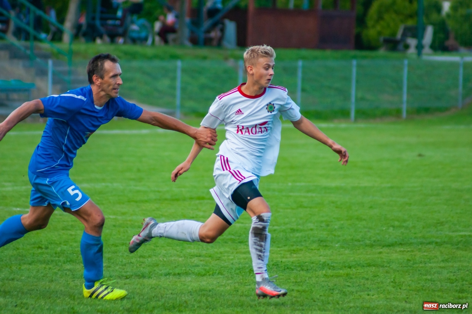 Zdjęcie w galerii na portalu naszraciborz.pl: A klasa. Totalna demolka w Chałupkach [FOTO i WIDEO] wiadomości z regionu