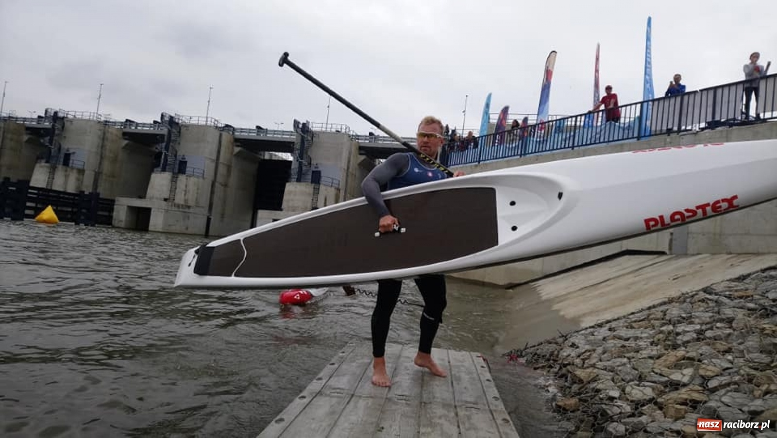 Zdjęcie w galerii na portalu naszraciborz.pl: Odra SUP CUP. Spotkanie z żywiołem [FOTO] wiadomości z regionu