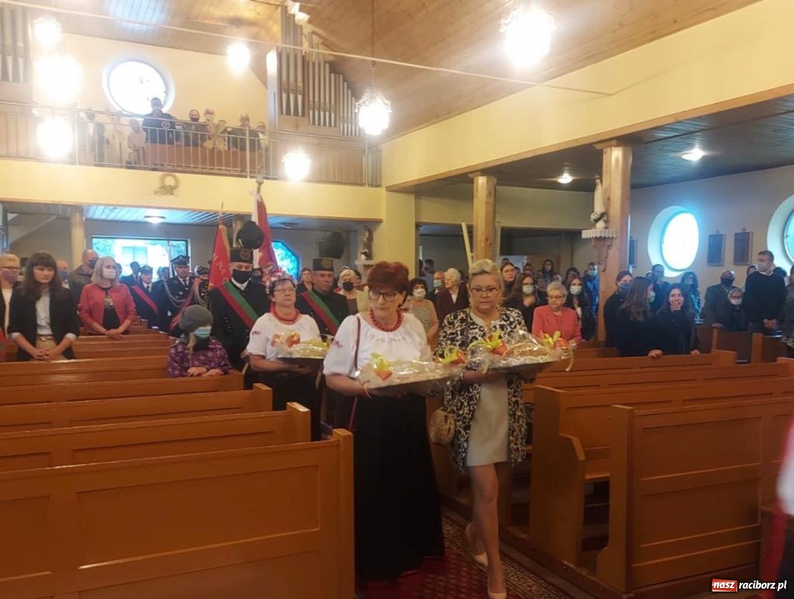 Zdjęcie w galerii na portalu naszraciborz.pl: Dożynki parafialne w Chałupkach  wiadomości z regionu