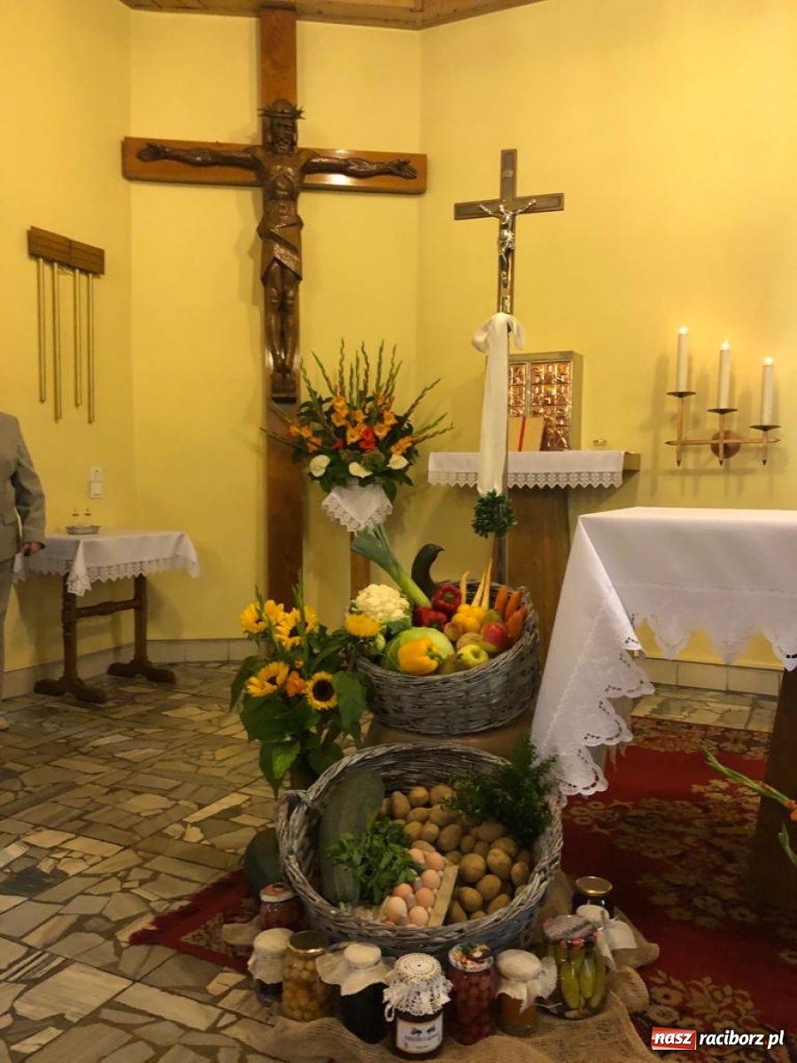 Zdjęcie w galerii na portalu naszraciborz.pl: Dożynki parafialne w Chałupkach  wiadomości z regionu