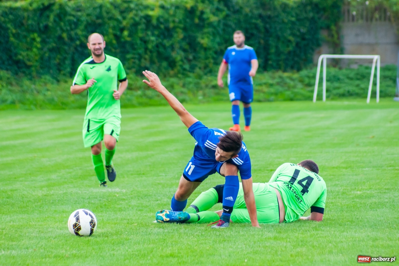 Zdjęcie w galerii na portalu naszraciborz.pl: Porażka rezerw Studziennej w sąsiedzkim pojedynku [FOTO] wiadomości z regionu