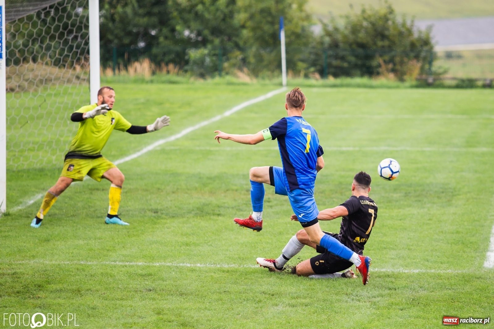 Zdjęcie w galerii na portalu naszraciborz.pl: Celność bolączką Brzezia. Kolejny mecz bez punktów [FOTO] wiadomości z regionu