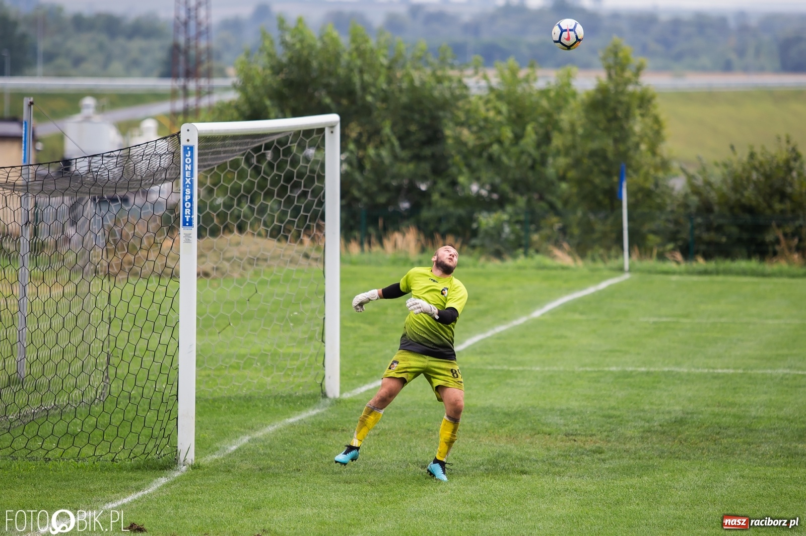 Zdjęcie w galerii na portalu naszraciborz.pl: Celność bolączką Brzezia. Kolejny mecz bez punktów [FOTO] wiadomości z regionu