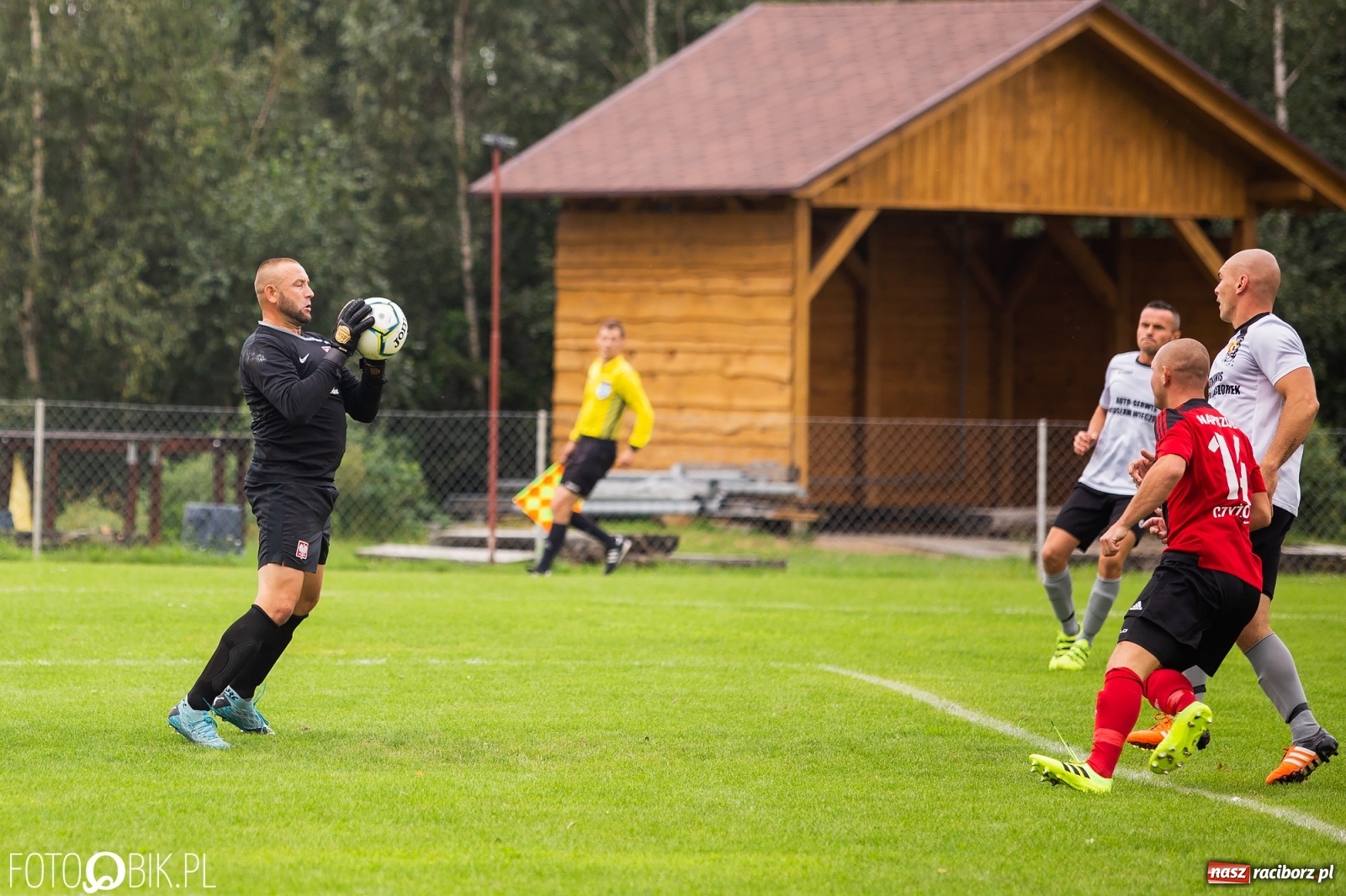 Zdjęcie w galerii na portalu naszraciborz.pl: Naprzód z Czyżowic zgasił kobylski Płomień [FOTO] wiadomości z regionu