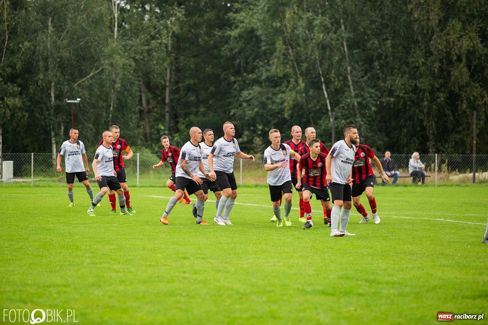 Zdjęcie w galerii na portalu naszraciborz.pl: Naprzód z Czyżowic zgasił kobylski Płomień [FOTO] wiadomości z regionu