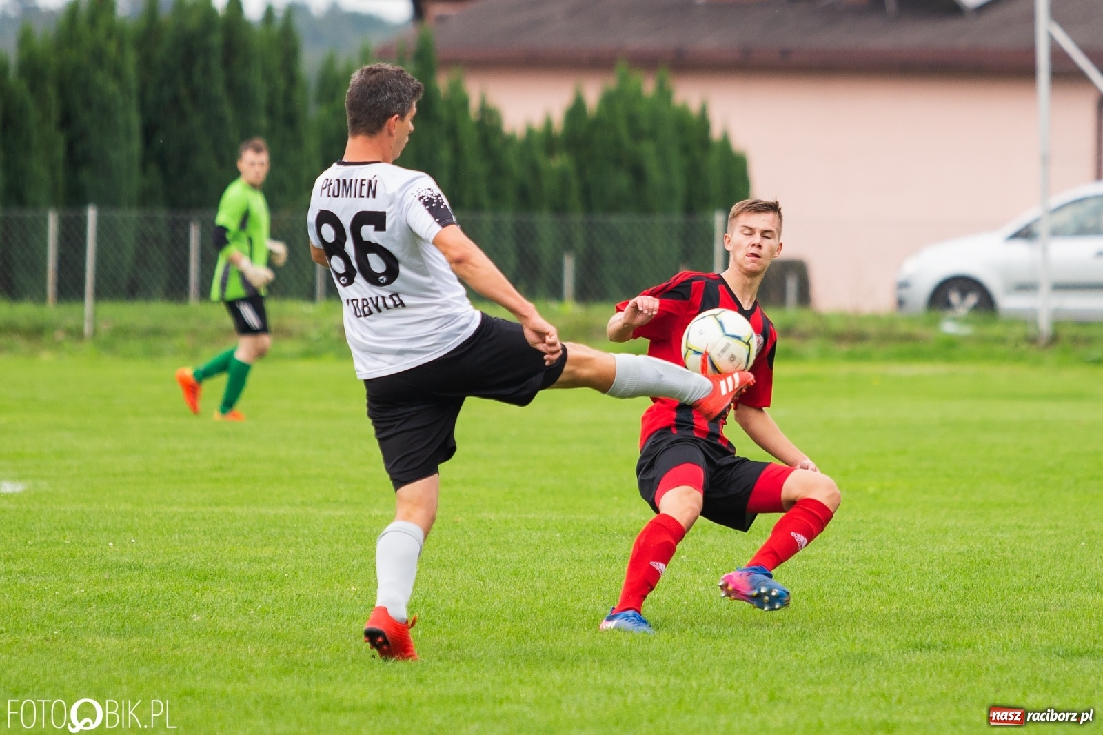 Zdjęcie w galerii na portalu naszraciborz.pl: Naprzód z Czyżowic zgasił kobylski Płomień [FOTO] wiadomości z regionu