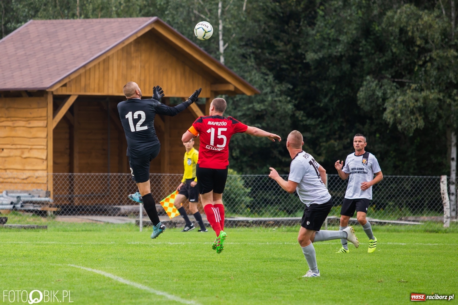 Zdjęcie w galerii na portalu naszraciborz.pl: Naprzód z Czyżowic zgasił kobylski Płomień [FOTO] wiadomości z regionu