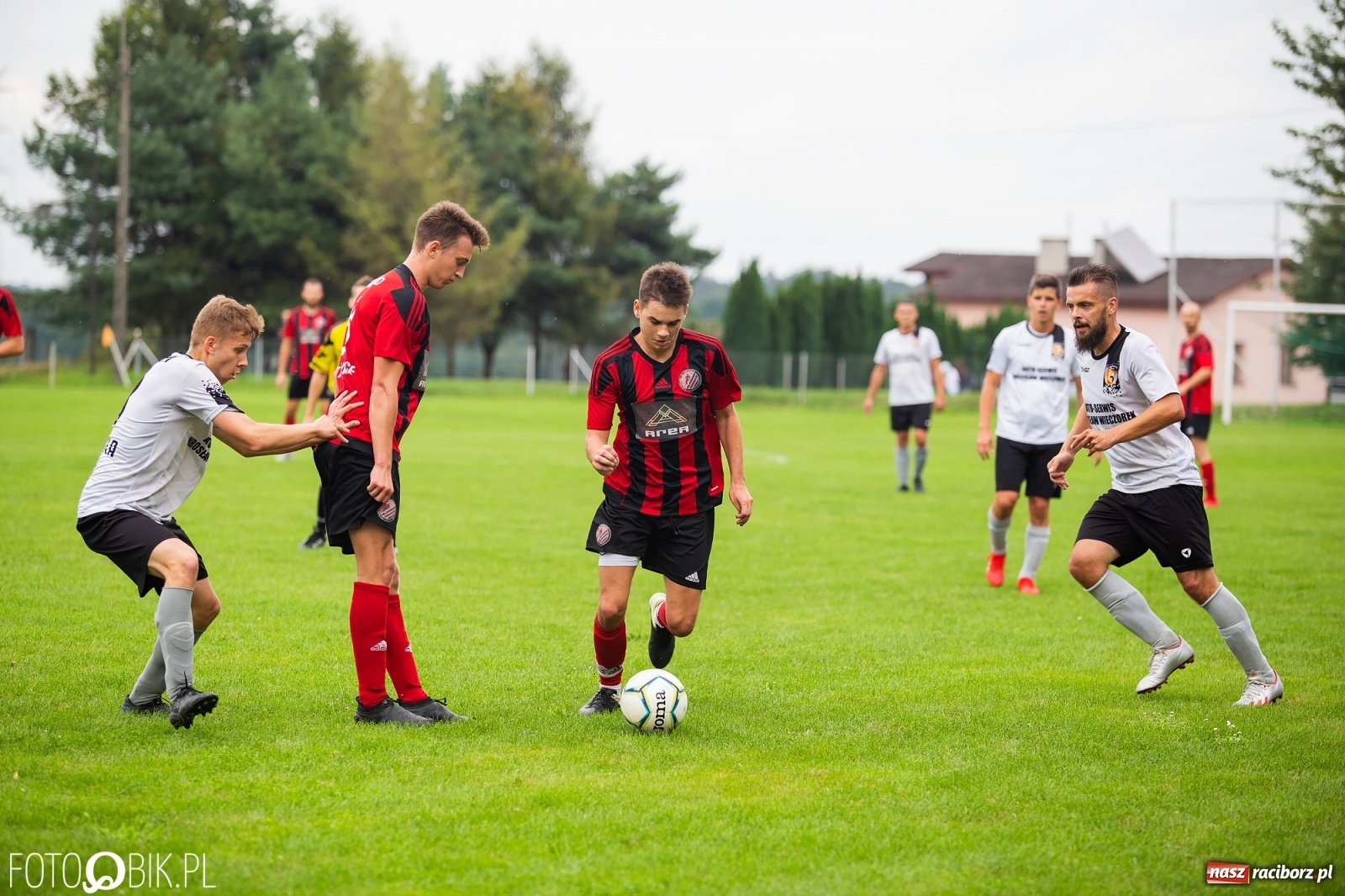 Zdjęcie w galerii na portalu naszraciborz.pl: Naprzód z Czyżowic zgasił kobylski Płomień [FOTO] wiadomości z regionu