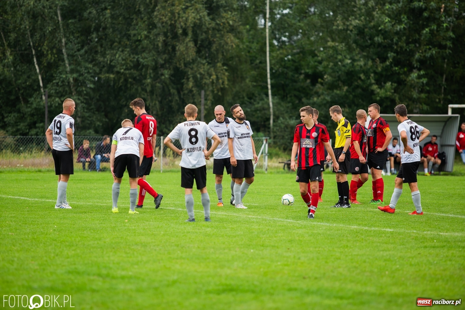 Zdjęcie w galerii na portalu naszraciborz.pl: Naprzód z Czyżowic zgasił kobylski Płomień [FOTO] wiadomości z regionu