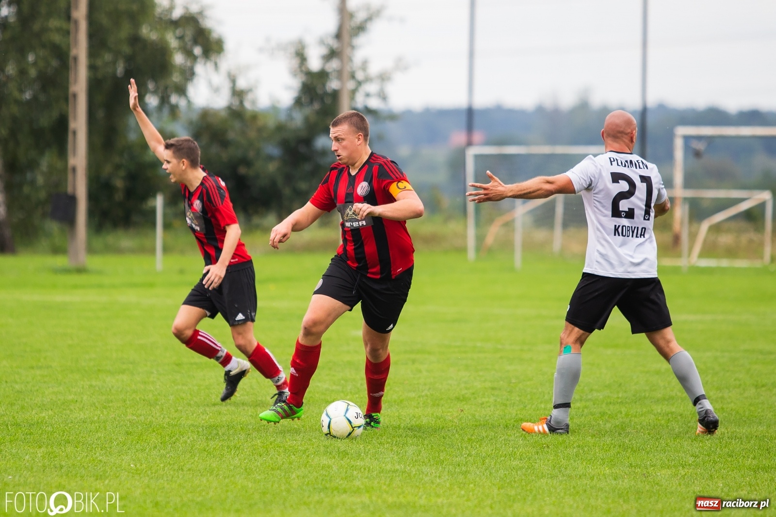 Zdjęcie w galerii na portalu naszraciborz.pl: Naprzód z Czyżowic zgasił kobylski Płomień [FOTO] wiadomości z regionu