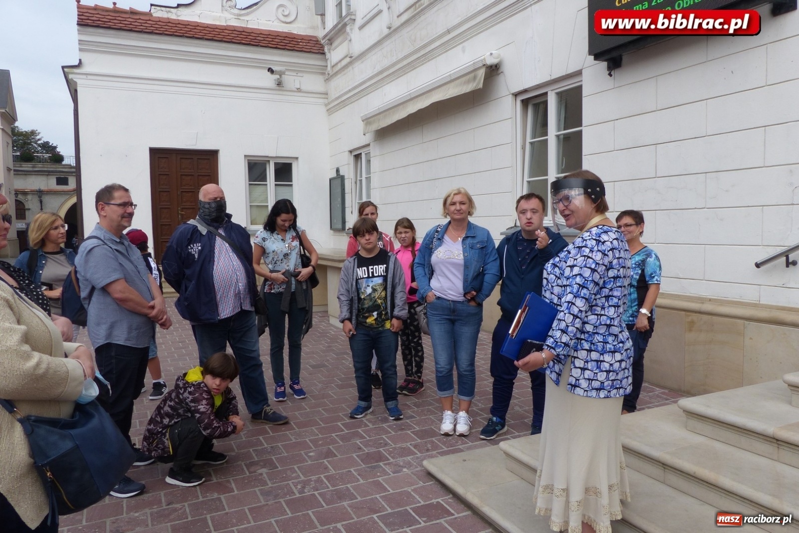 Zdjęcie w galerii na portalu naszraciborz.pl: Biblioteka bez barier. Uczestnicy projektu zwiedzili region [FOTO] wiadomości z regionu