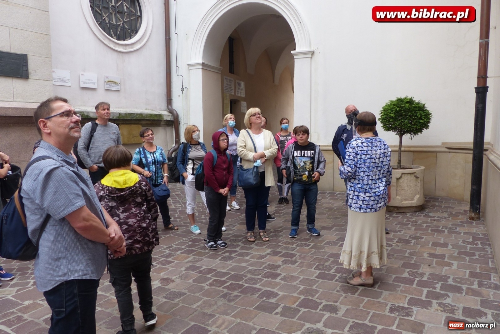 Zdjęcie w galerii na portalu naszraciborz.pl: Biblioteka bez barier. Uczestnicy projektu zwiedzili region [FOTO] wiadomości z regionu