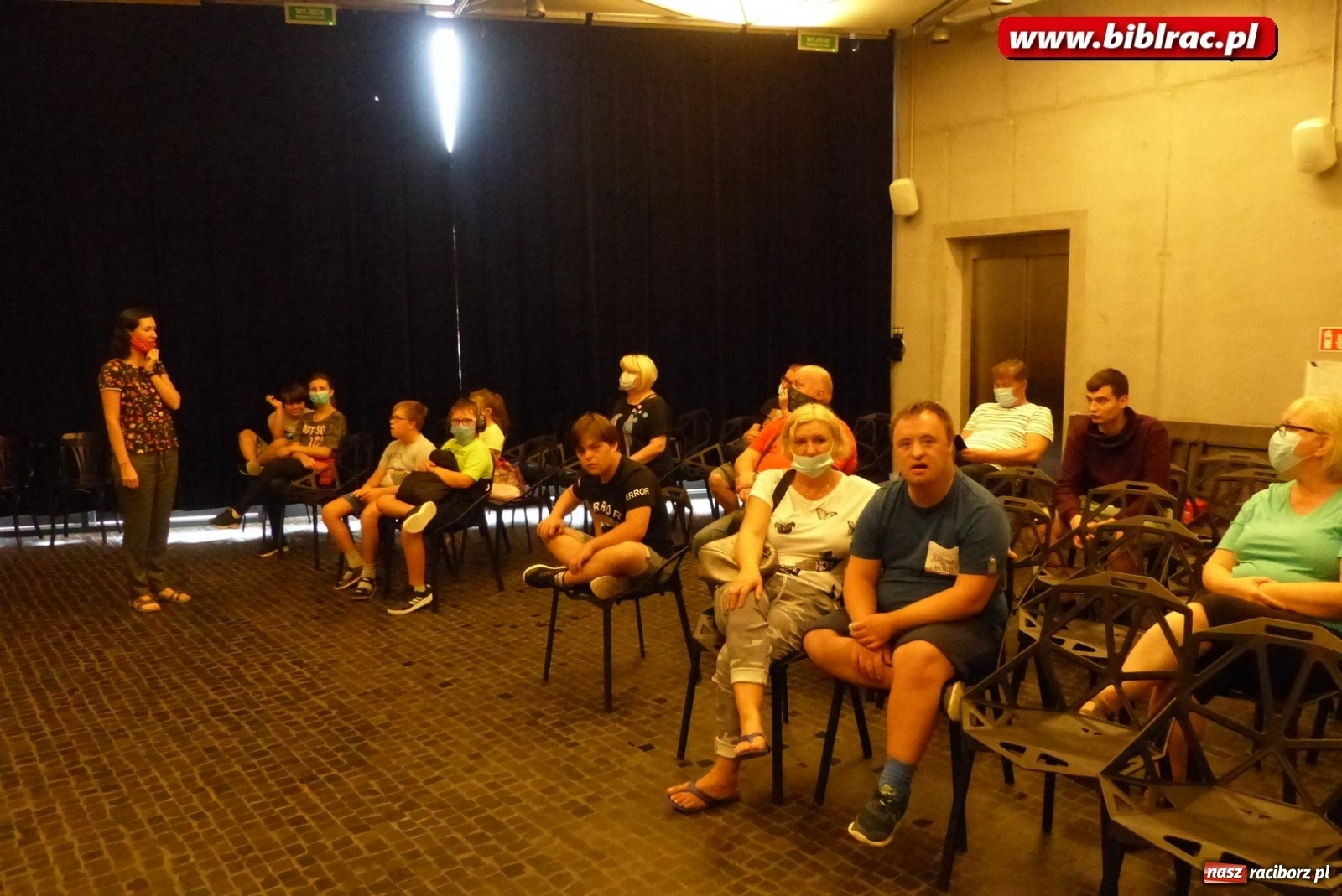 Zdjęcie w galerii na portalu naszraciborz.pl: Biblioteka bez barier. Uczestnicy projektu zwiedzili region [FOTO] wiadomości z regionu