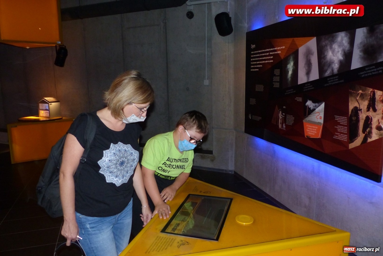 Zdjęcie w galerii na portalu naszraciborz.pl: Biblioteka bez barier. Uczestnicy projektu zwiedzili region [FOTO] wiadomości z regionu