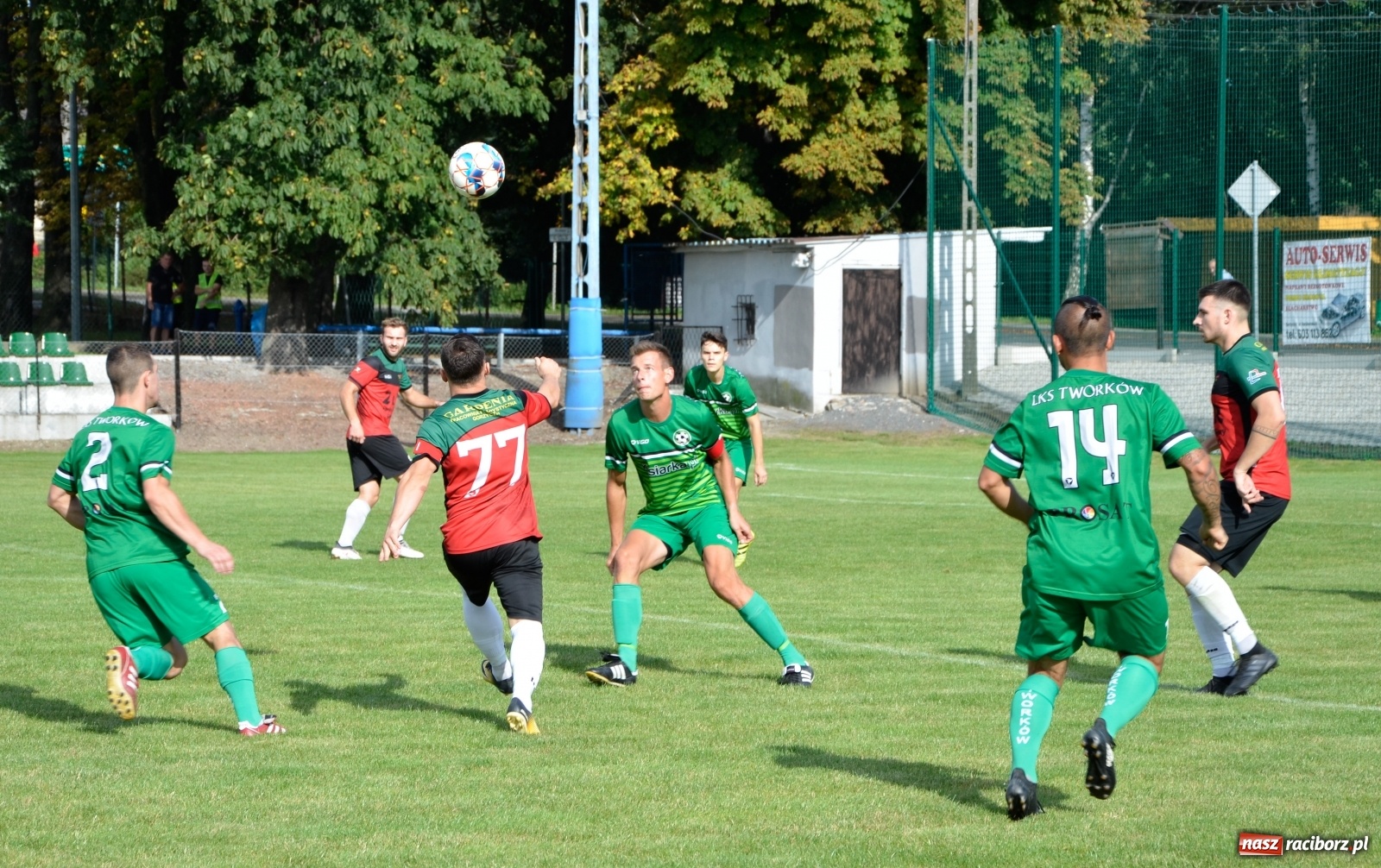 Zdjęcie w galerii na portalu naszraciborz.pl: Tworków poległ w Gorzycach i spadł z piedestału [FOTO] wiadomości z regionu