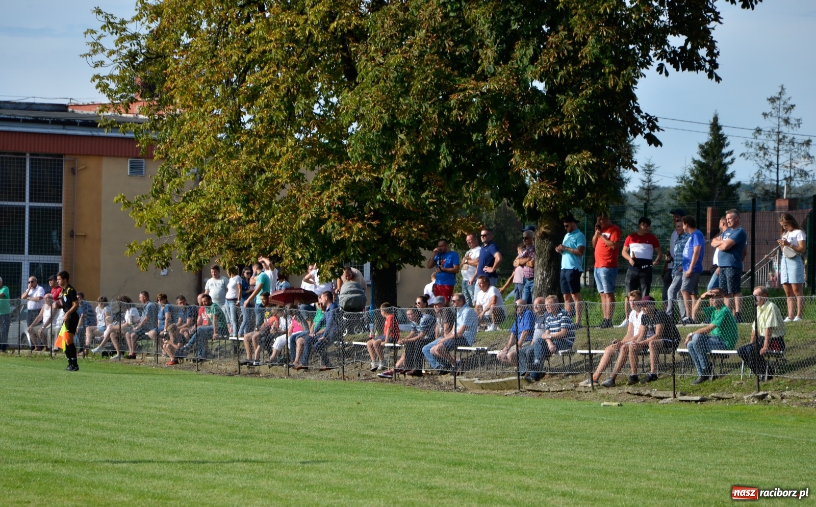 Zdjęcie w galerii na portalu naszraciborz.pl: Tworków poległ w Gorzycach i spadł z piedestału [FOTO] wiadomości z regionu