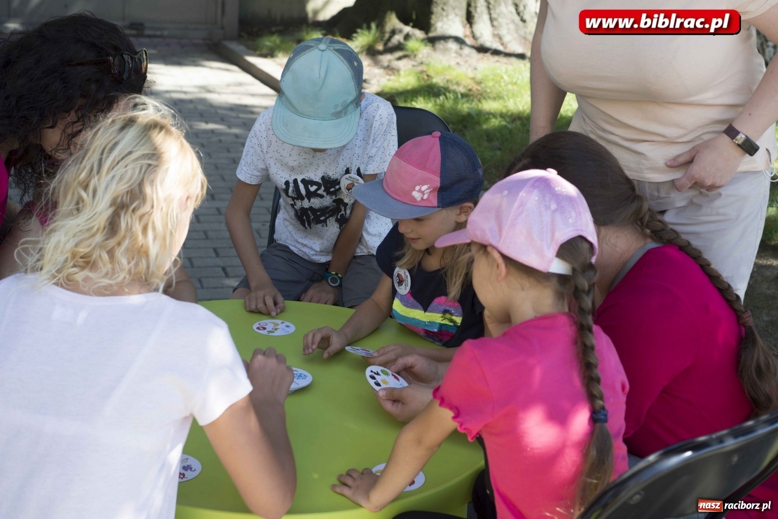 Zdjęcie w galerii na portalu naszraciborz.pl: Rodzinna sobota z planszówkami w raciborskiej bibliotece [FOTO] wiadomości z regionu