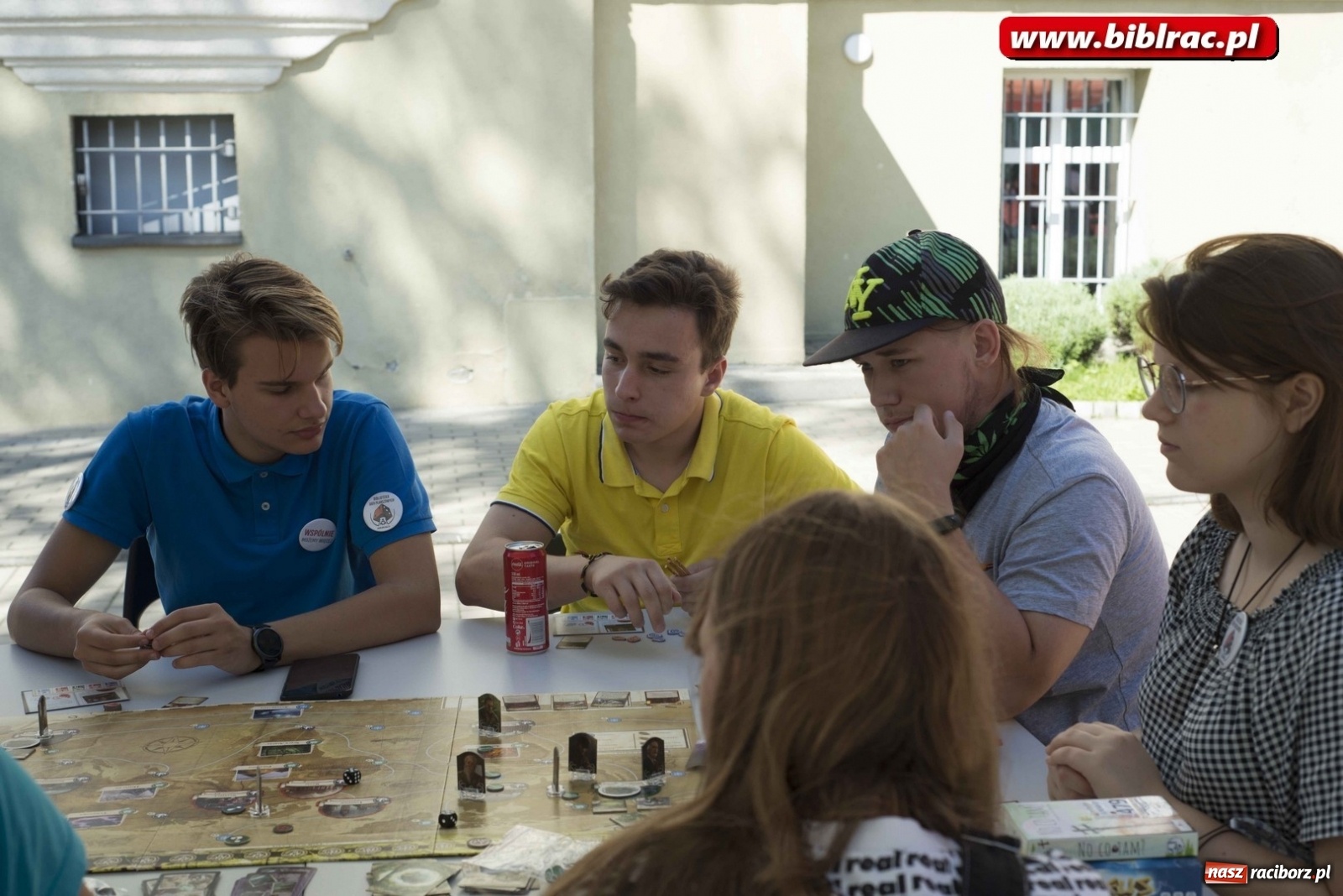 Zdjęcie w galerii na portalu naszraciborz.pl: Rodzinna sobota z planszówkami w raciborskiej bibliotece [FOTO] wiadomości z regionu