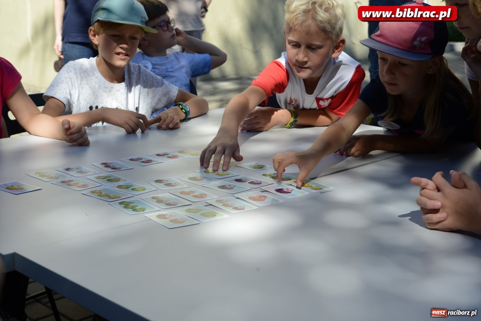 Zdjęcie w galerii na portalu naszraciborz.pl: Rodzinna sobota z planszówkami w raciborskiej bibliotece [FOTO] wiadomości z regionu