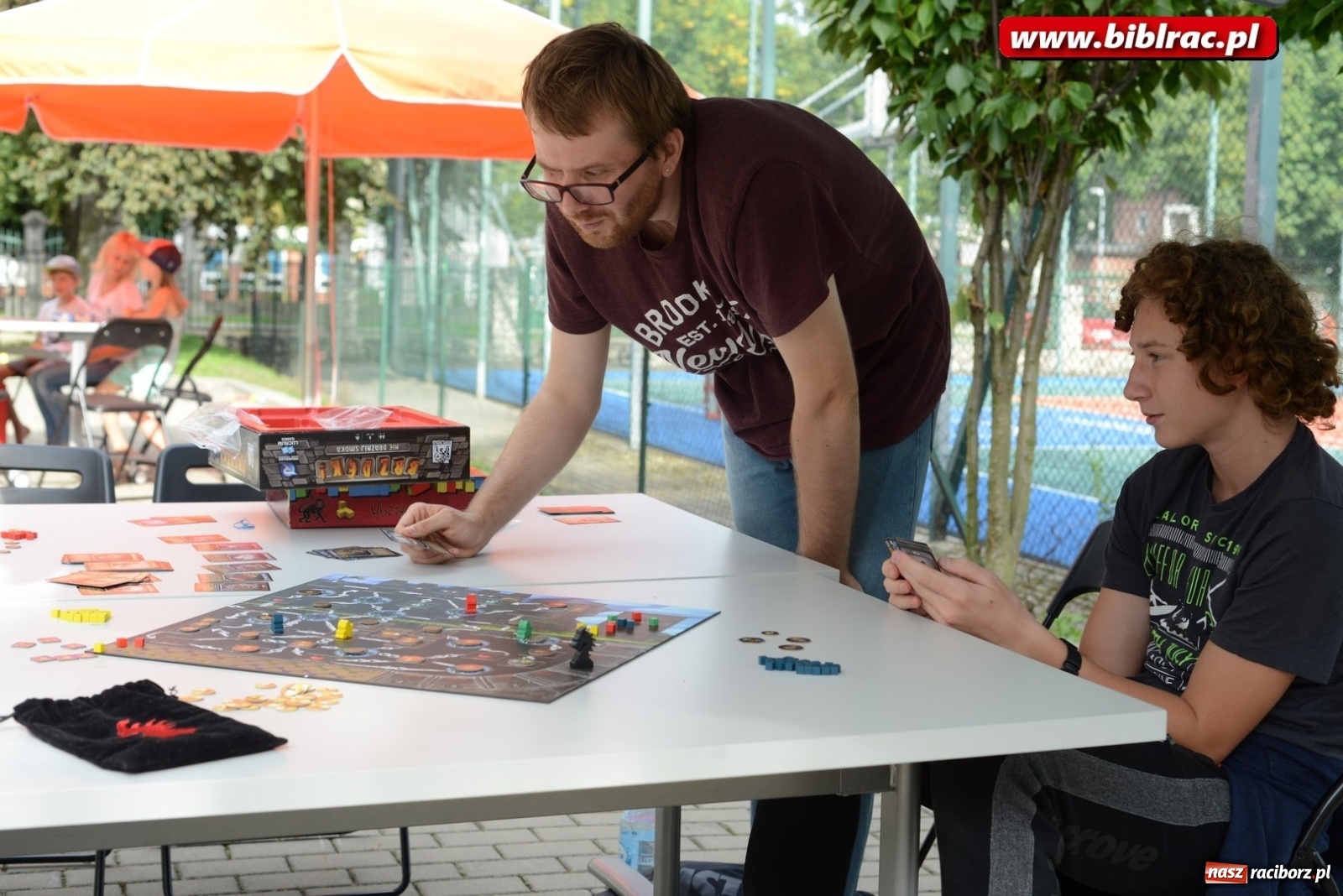 Zdjęcie w galerii na portalu naszraciborz.pl: Rodzinna sobota z planszówkami w raciborskiej bibliotece [FOTO] wiadomości z regionu