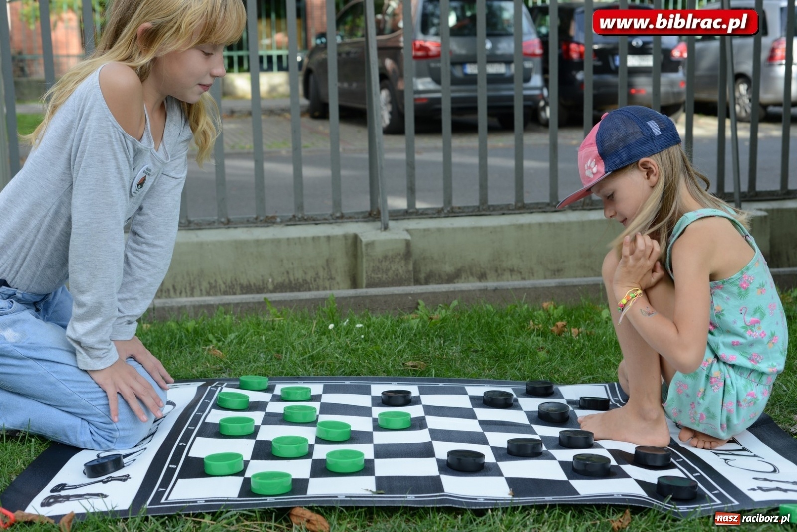 Zdjęcie w galerii na portalu naszraciborz.pl: Rodzinna sobota z planszówkami w raciborskiej bibliotece [FOTO] wiadomości z regionu
