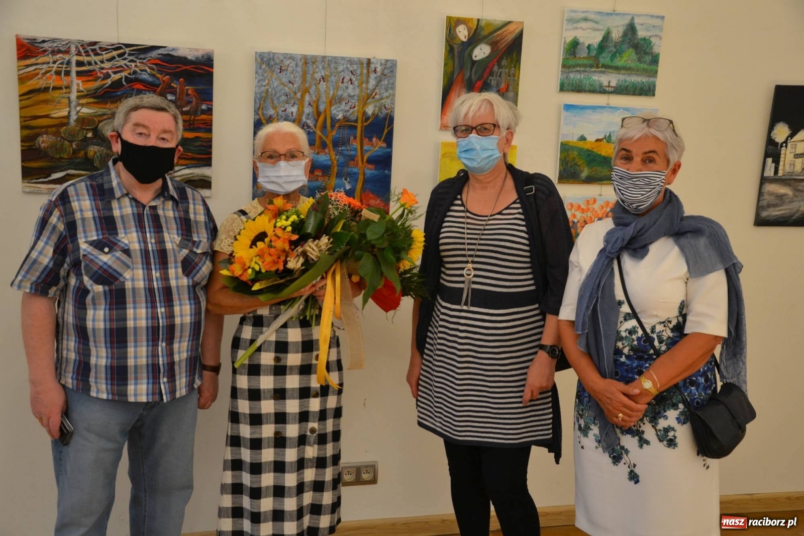 Zdjęcie w galerii na portalu naszraciborz.pl: Zamkowy wernisaż wystawy prac Janiny Chrapacz-Koloski  wiadomości z regionu