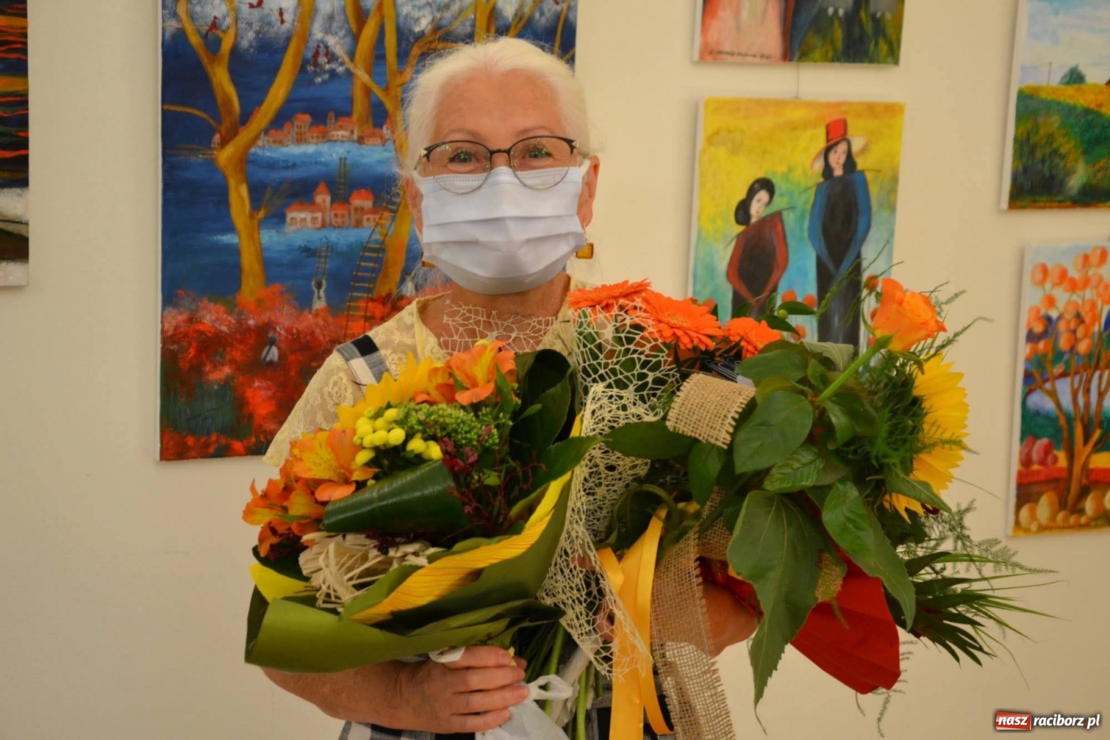 Zdjęcie w galerii na portalu naszraciborz.pl: Zamkowy wernisaż wystawy prac Janiny Chrapacz-Koloski  wiadomości z regionu