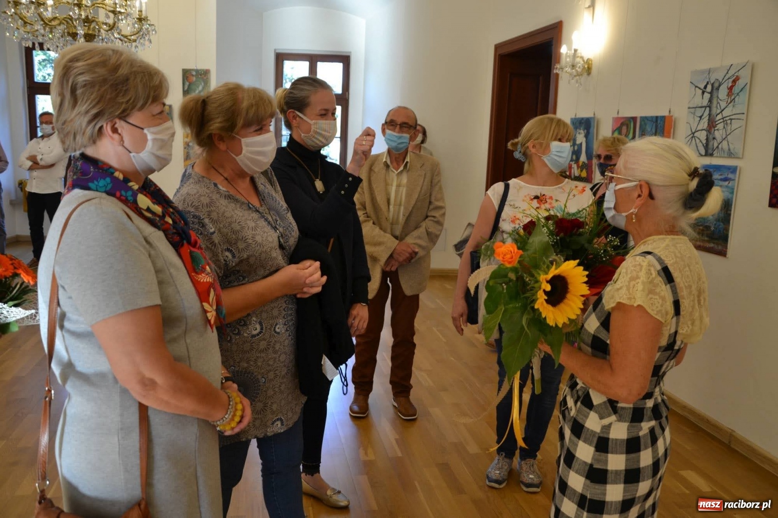 Zdjęcie w galerii na portalu naszraciborz.pl: Zamkowy wernisaż wystawy prac Janiny Chrapacz-Koloski  wiadomości z regionu