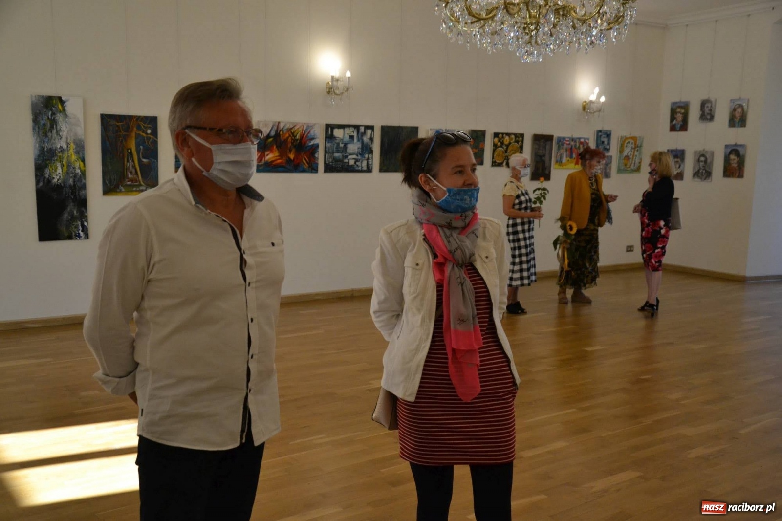 Zdjęcie w galerii na portalu naszraciborz.pl: Zamkowy wernisaż wystawy prac Janiny Chrapacz-Koloski  wiadomości z regionu