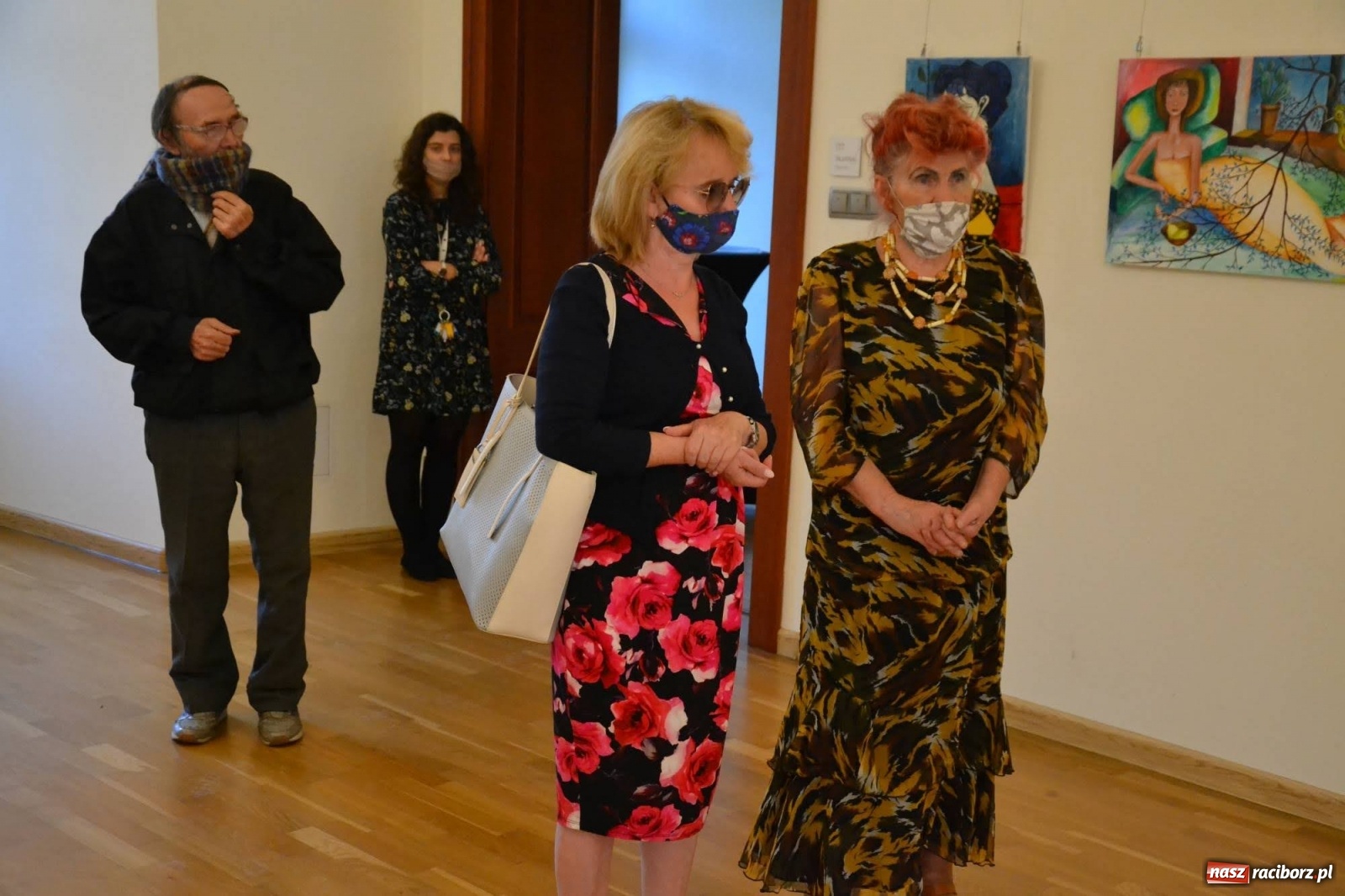 Zdjęcie w galerii na portalu naszraciborz.pl: Zamkowy wernisaż wystawy prac Janiny Chrapacz-Koloski  wiadomości z regionu